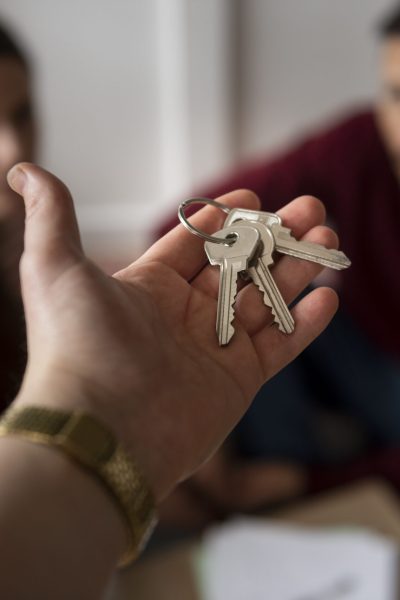 young-couple-moving-into-new-home